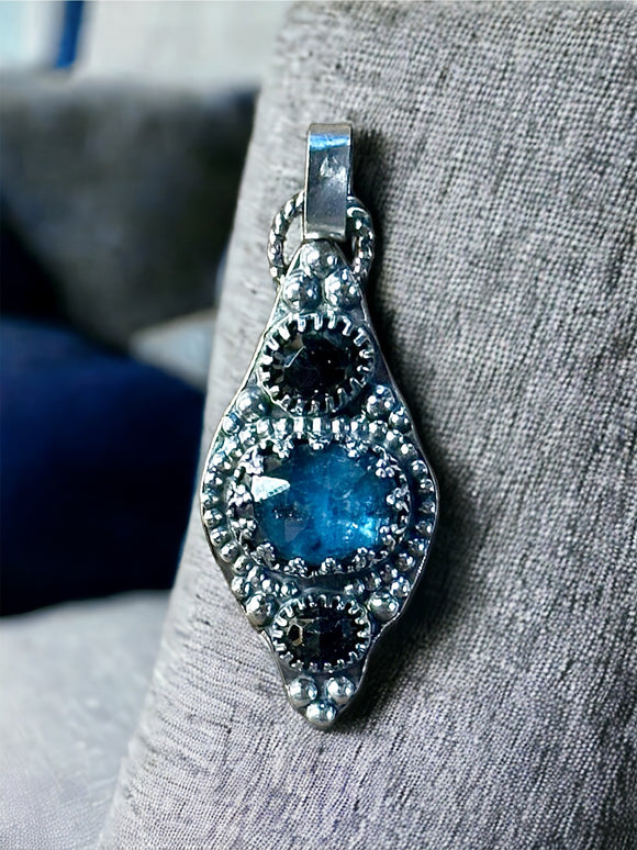 Teal Kyanite and Onyx Sterling Silver Pendant .      $65