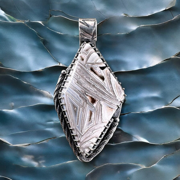 Mexican Lattice Agate Sterling Silver Pendant    $80